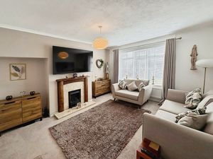 Photo 17- click for photo gallery